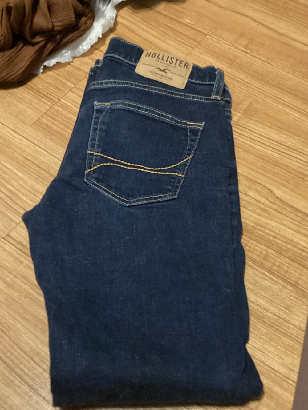 Hollister Deep Indigo Straight-Leg Jeans